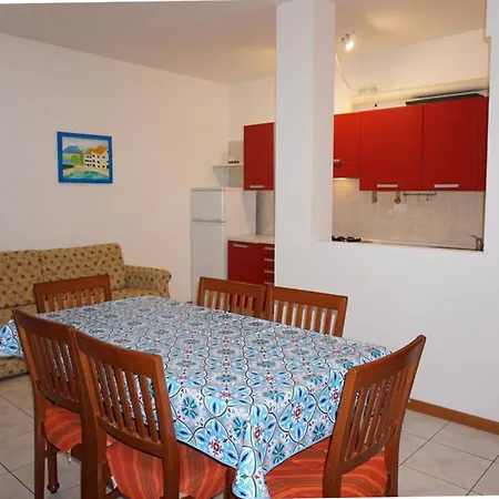 Comfortable Flat With Pool - Beahost Apartment