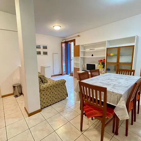 Comfortable Flat With Shared Pool Porto Santa Margherita di Caorle